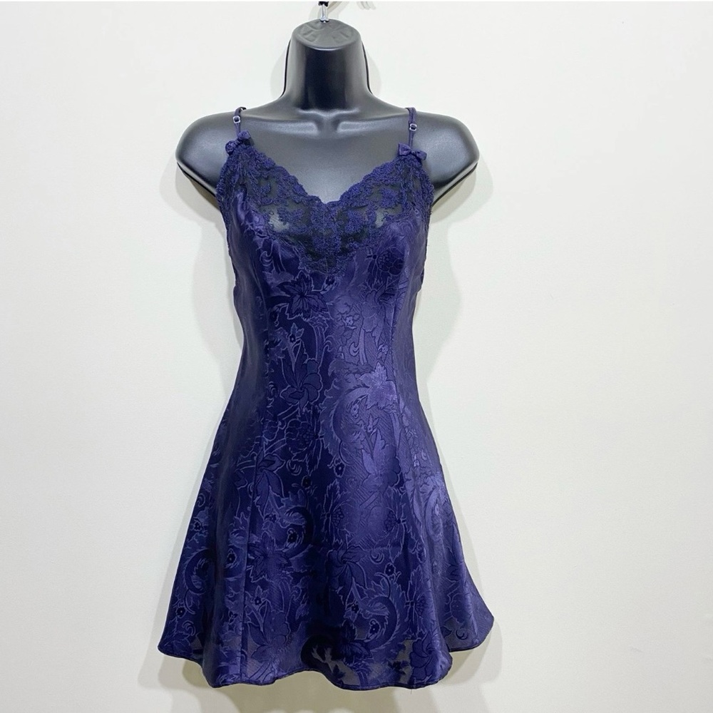 VTG Victoria Secret Gold Label Navy Satin Slip Chemise Coquette Lace Sexy Bows M